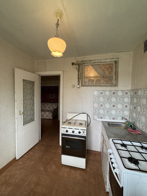 Продам двухкомнатную (2-комн.) квартиру, Октябрьской Революции ул, 15, Рошаль г