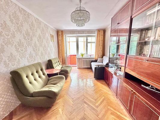 Продам двухкомнатную (2-комн.) квартиру, Школьная ул, 32, Королев г