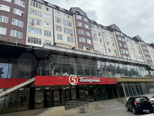 Продам двухкомнатную (2-комн.) квартиру, Байсултанова ул, 35, Нальчик г