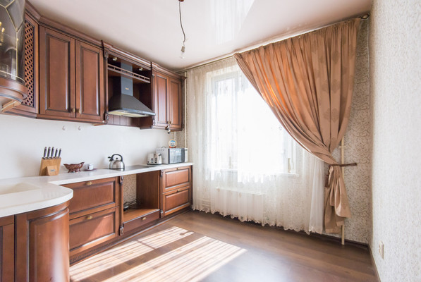 Продам двухкомнатную (2-комн.) квартиру, Суздальский пер, 17, Ростов-на-Дону г