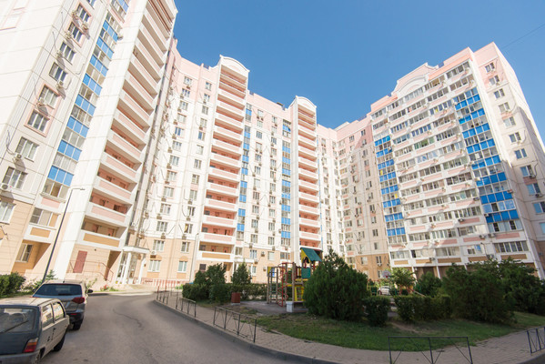 Продам двухкомнатную (2-комн.) квартиру, Суздальский пер, 17, Ростов-на-Дону г