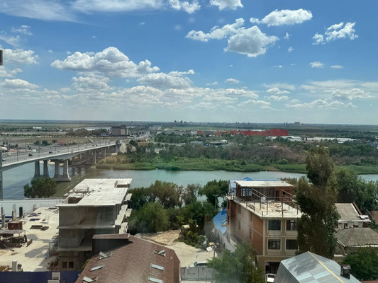 Продам трехкомнатную (3-комн.) квартиру, Ульяновская ул, 50, Ростов-на-Дону г