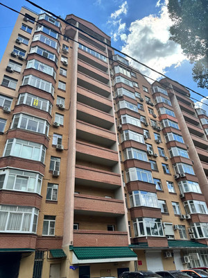 Продам трехкомнатную (3-комн.) квартиру, Ульяновская ул, 50, Ростов-на-Дону г