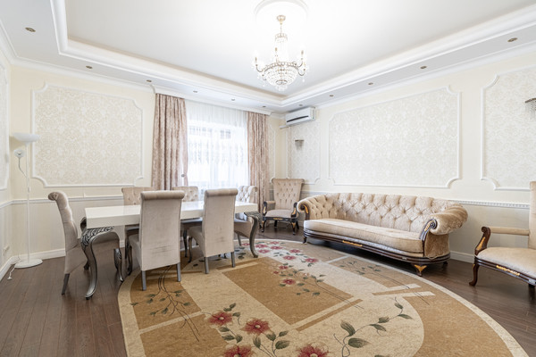 Продам трехкомнатную (3-комн.) квартиру, Адоратского ул, 1, Казань г