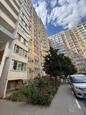 Продам однокомнатную (1-комн.) квартиру, Совхозная ул, 20, Краснодар г