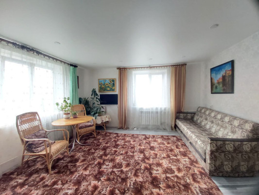 Продам однокомнатную (1-комн.) квартиру, Строителей ул, 24, Новочебоксарск г