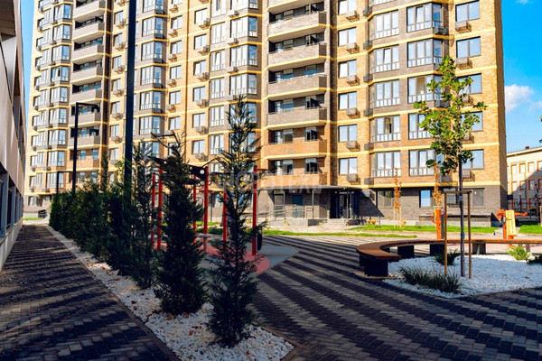 Продам двухкомнатную (2-комн.) квартиру, Васильева К.А. ул, 2к1, Майкоп г