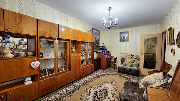 Продам двухкомнатную (2-комн.) квартиру, Октябрьская наб, 124к5, Санкт-Петербург г