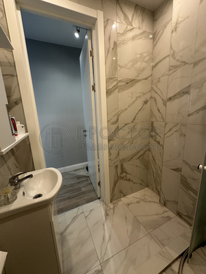 Продам двухкомнатную (2-комн.) квартиру, Амурская ул, 1Ак4, Москва г
