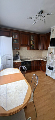 Продам трехкомнатную (3-комн.) квартиру, Барышиха ул, 16, Москва г