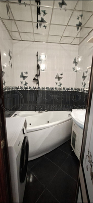 Продам трехкомнатную (3-комн.) квартиру, Барышиха ул, 16, Москва г
