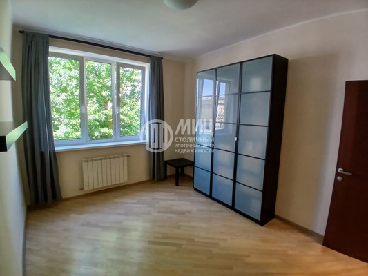 Продам многокомнатную квартиру, Новинский б-р, 10, Москва г