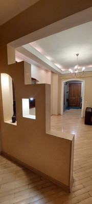 Продам трехкомнатную (3-комн.) квартиру, Бочкова ул, 8, Москва г