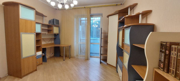 Продам трехкомнатную (3-комн.) квартиру, Бочкова ул, 8, Москва г