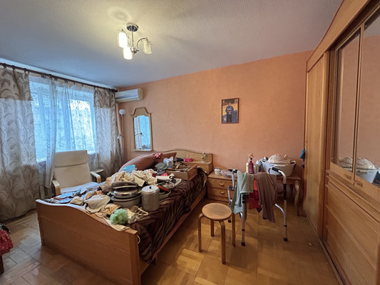 Продам трехкомнатную (3-комн.) квартиру, Кулагина ул, 21, Ростов-на-Дону г