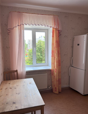 Продам трехкомнатную (3-комн.) квартиру, Заозерная ул, 1, Кузьмоловский гп