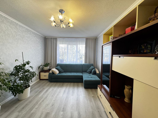 Продам трехкомнатную (3-комн.) квартиру, Туполева ул, 5, Ростов-на-Дону г