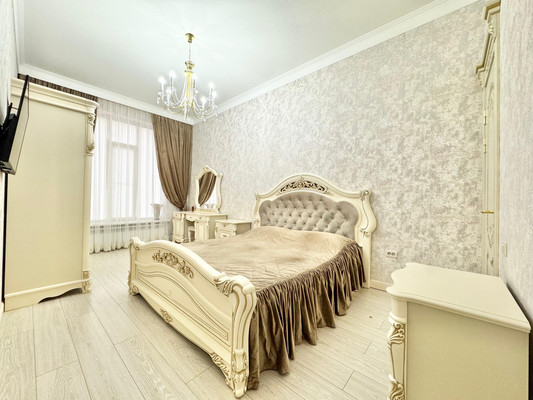 Продам многокомнатную квартиру, Тлостанова ул, 32кВ, Нальчик г