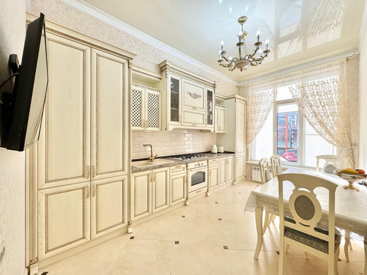 Продам многокомнатную квартиру, Тлостанова ул, 32кВ, Нальчик г