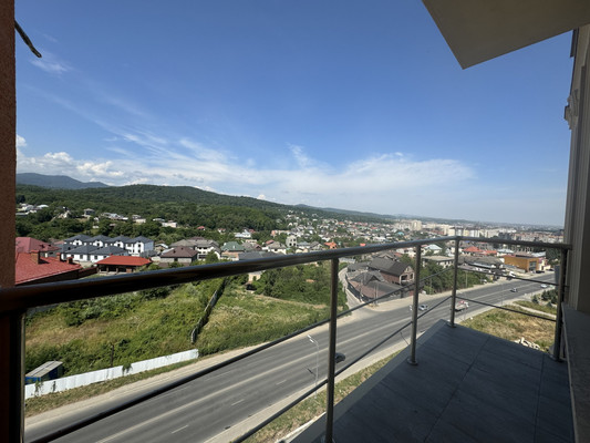Продам трехкомнатную (3-комн.) квартиру, Тлостанова ул, 16к1, Нальчик г