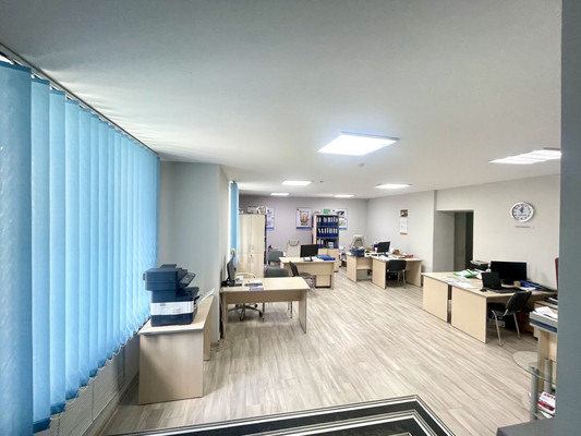 Сдам коммерческое помещение 91 м2, Мира пр-кт, 49-51, Калининград г