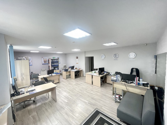 Сдам коммерческое помещение 91 м2, Мира пр-кт, 49-51, Калининград г