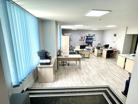 Сдам коммерческое помещение 91 м2, Мира пр-кт, 49-51, Калининград г