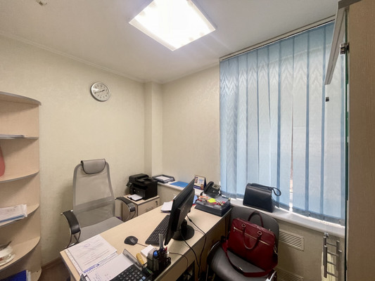 Сдам коммерческое помещение 91 м2, Мира пр-кт, 49-51, Калининград г