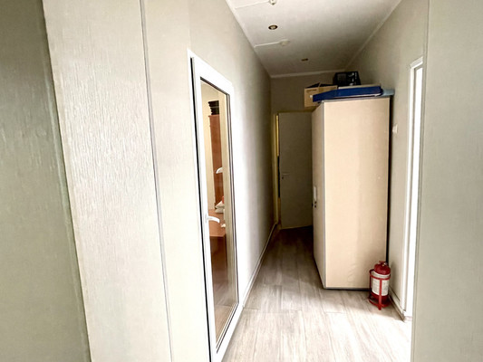 Сдам коммерческое помещение 91 м2, Мира пр-кт, 49-51, Калининград г
