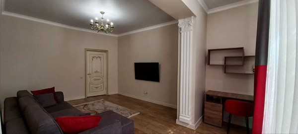 Продам двухкомнатную (2-комн.) квартиру, Тлостанова ул, 28, Нальчик г