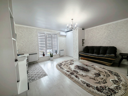 Продам двухкомнатную (2-комн.) квартиру, Тлостанова ул, 32, Нальчик г