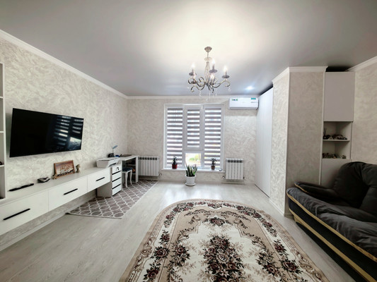 Продам двухкомнатную (2-комн.) квартиру, Тлостанова ул, 32, Нальчик г