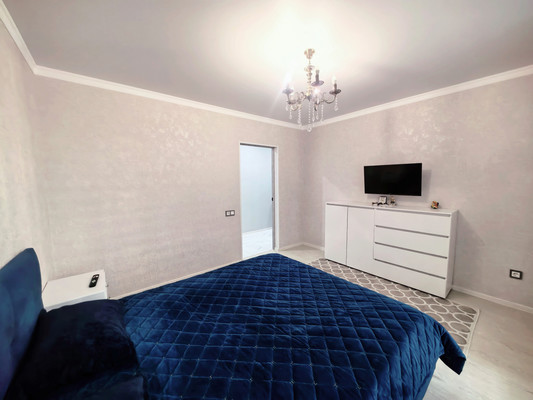 Продам двухкомнатную (2-комн.) квартиру, Тлостанова ул, 32, Нальчик г