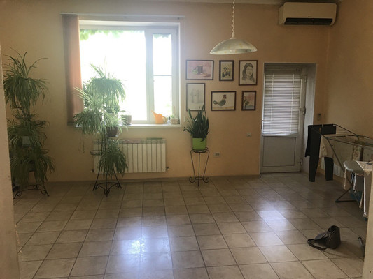 Продам коммерческое помещение 365 м2, Куйбышева ул, 23, Батайск г