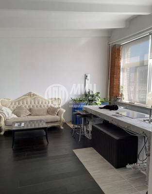 Продам двухкомнатную (2-комн.) квартиру, Кутузовский пр-кт, 17, Москва г