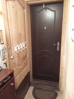 Продам двухкомнатную (2-комн.) квартиру, Октябрьская ул, 47, Колпино г