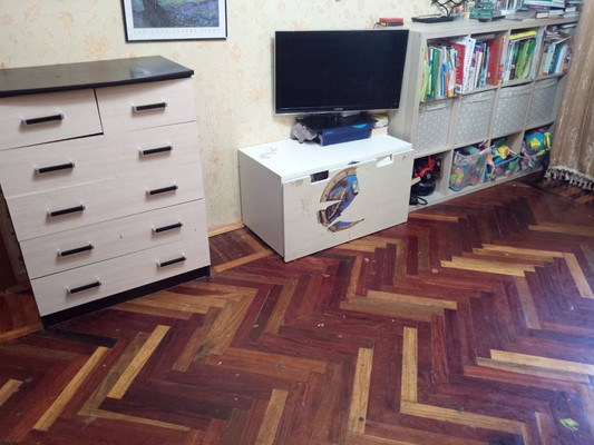 Продам двухкомнатную (2-комн.) квартиру, Октябрьская ул, 47, Колпино г