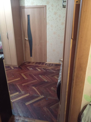 Продам двухкомнатную (2-комн.) квартиру, Октябрьская ул, 47, Колпино г