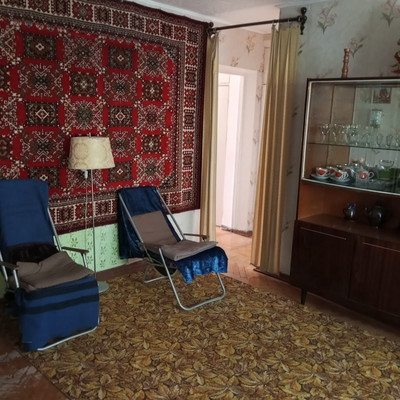 Продам трехкомнатную (3-комн.) квартиру, Пролетарская ул, 340, Майкоп г