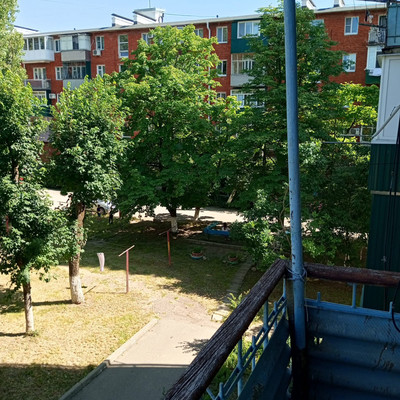Продам трехкомнатную (3-комн.) квартиру, Пролетарская ул, 340, Майкоп г