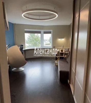 Продам двухкомнатную (2-комн.) квартиру, Токарева ул, 6, Сестрорецк г