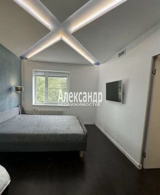 Продам двухкомнатную (2-комн.) квартиру, Токарева ул, 6, Сестрорецк г