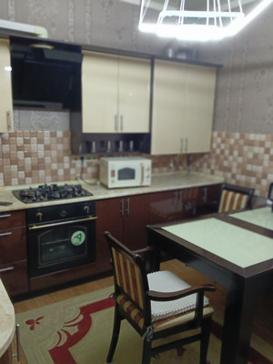 Продам трехкомнатную (3-комн.) квартиру, Водоотводный пер, 24, Ростов-на-Дону г