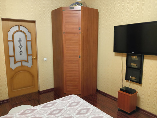 Продам трехкомнатную (3-комн.) квартиру, Водоотводный пер, 24, Ростов-на-Дону г