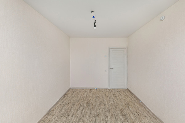 Продам двухкомнатную (2-комн.) , Краснопольский пр-кт, 36, Челябинск г