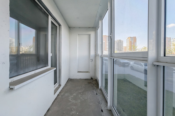 Продам двухкомнатную (2-комн.) , Краснопольский пр-кт, 36, Челябинск г