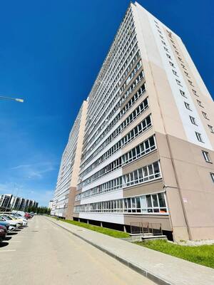 Продам трехкомнатную (3-комн.) квартиру, Московская ул, 213, Киров г
