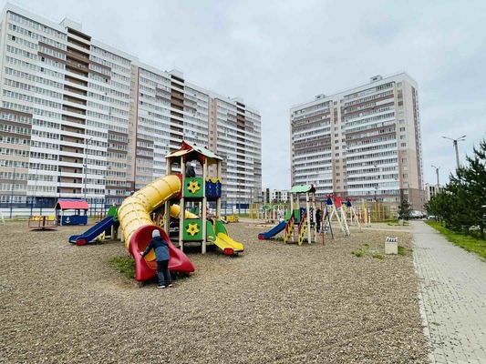Продам трехкомнатную (3-комн.) квартиру, Московская ул, 213, Киров г