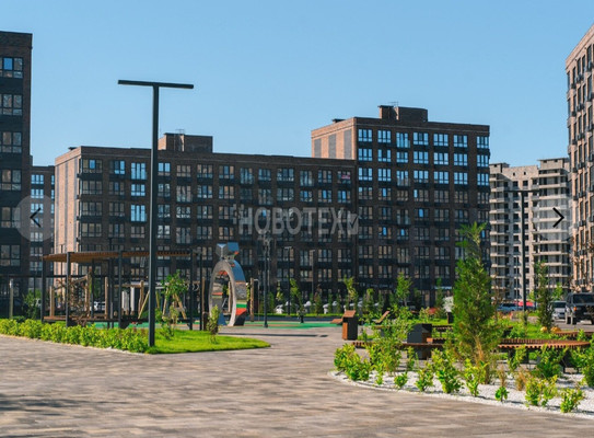 Продам двухкомнатную (2-комн.) квартиру, 12 Марта ул, 12, Майкоп г