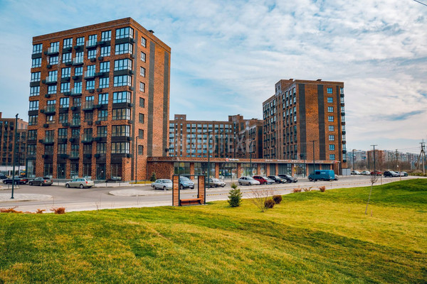 Продам двухкомнатную (2-комн.) квартиру, 12 Марта ул, 12, Майкоп г